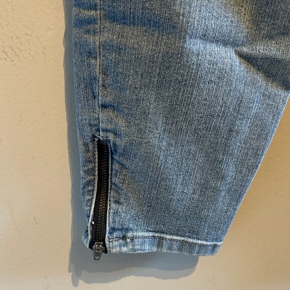 NYDJ Light Blue Skinny Jeans - Picture 8 of 9